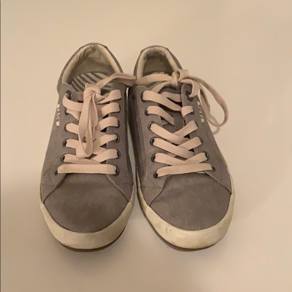 Taos Footwear Star Sneakers - Canvas